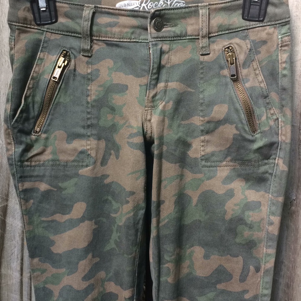 Camo. Pants - Picture 3 of 8